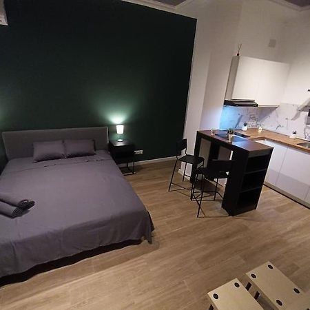 Studio20 Wifi Apartment บาเลนเซีย ภายนอก รูปภาพ