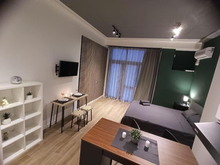 Studio20 Wifi Apartment บาเลนเซีย ภายนอก รูปภาพ